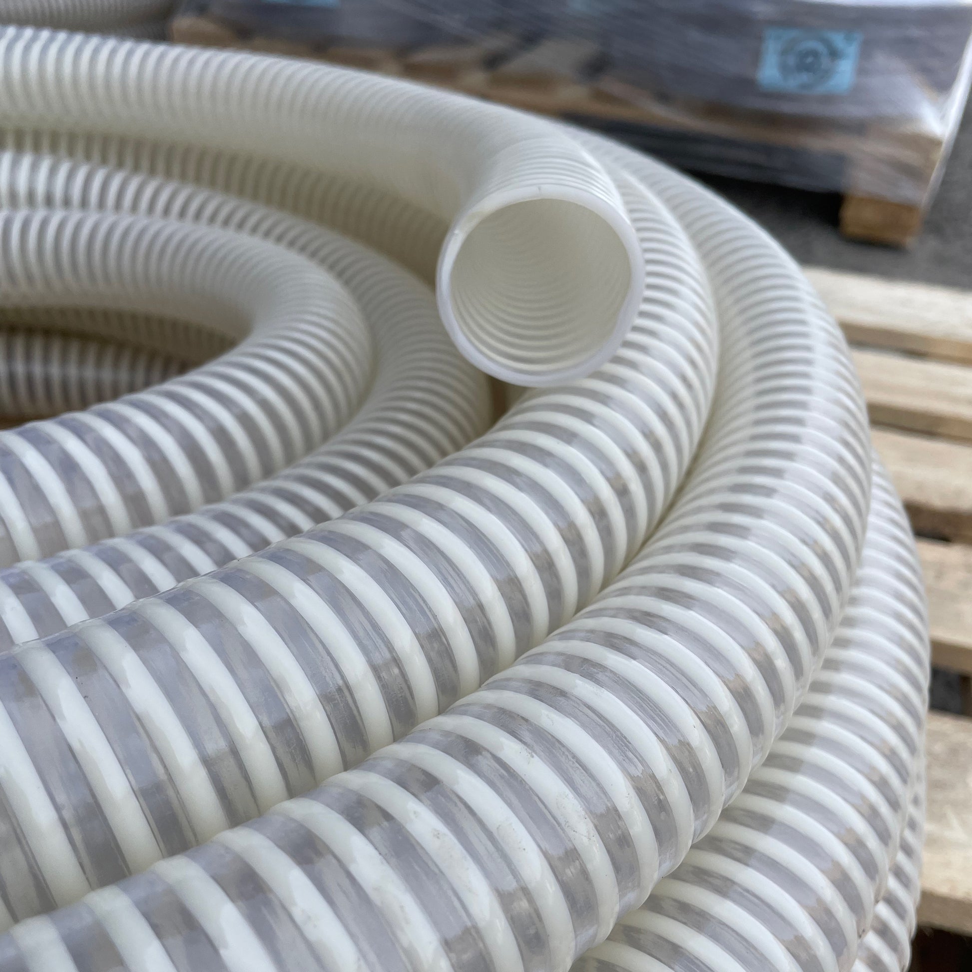 wąż ssawny zbrojony fi 32mm pvc